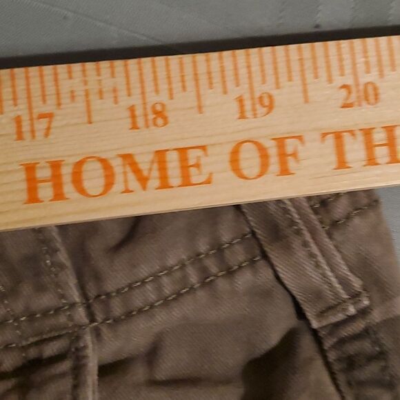 Urban Pipeline Camo Cargo Shorts Size 40 - Picture 8 of 8